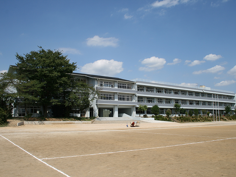 蓮田市立蓮田中学校特別教室棟増築工事（建築）