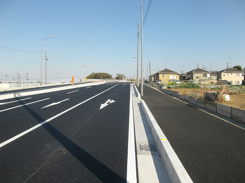 道路改築工事（蓮田岩槻バイパス・道路改良工）