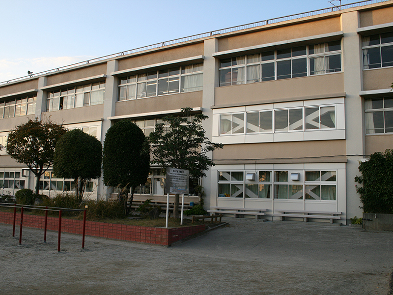 越谷市立南越谷小学校校舎耐震補強工事（建築）