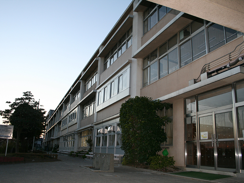 越谷市立南越谷小学校校舎耐震補強工事（建築）
